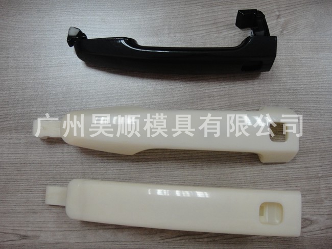   汽車模具加工：如何在精密制造中引領行業(yè)創(chuàng)新？